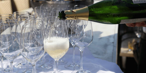 Crémant: Alles was Sie über den kleinen Champagner wissen müssen - WineAmigos