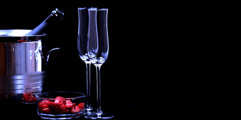 Erdbeeren und Champagner: Genuss fürs Gehirn - WineAmigos